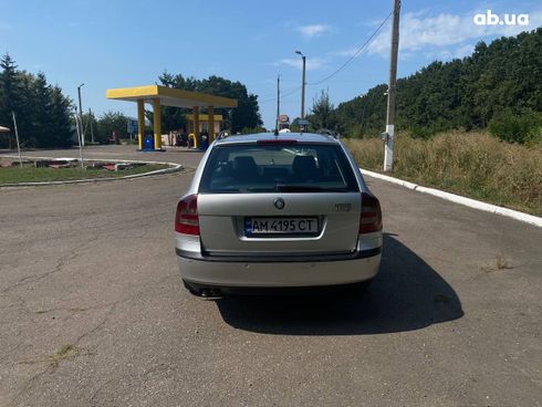 Skoda Octavia 2006 серебристый - фото 5