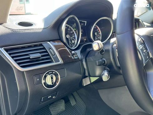 Mercedes-Benz GL-Класс 2015 - фото 22