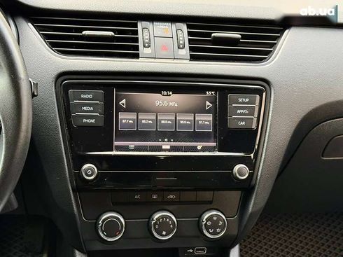 Skoda Octavia 2019 - фото 28
