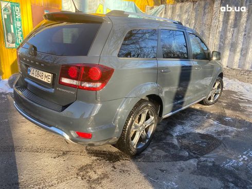 Dodge Journey 2017 серый - фото 3