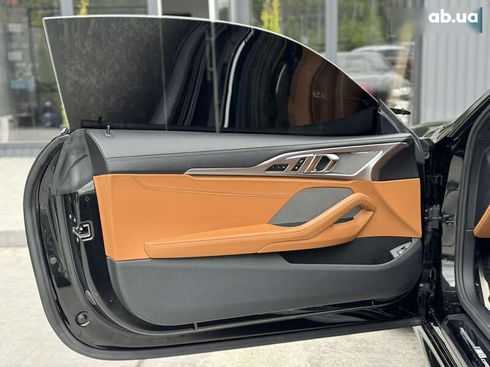 BMW 8 серия 2019 - фото 15