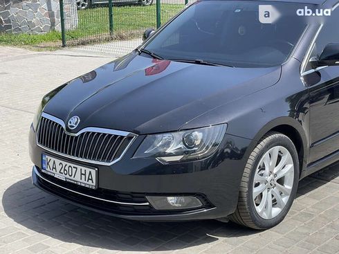 Skoda Superb 2013 - фото 13