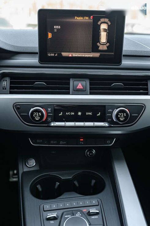 Audi A4 2018 - фото 26