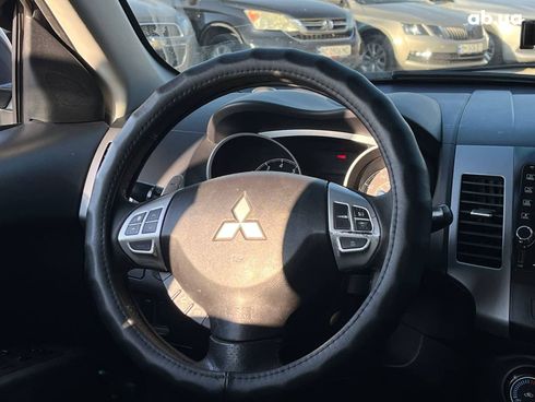 Mitsubishi Outlander 2010 коричневый - фото 17