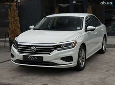 Продажа б/у Volkswagen Passat 2020 года в Киеве - купить на Автобазаре