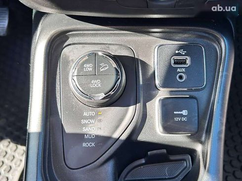 Jeep Compass 2017 - фото 27