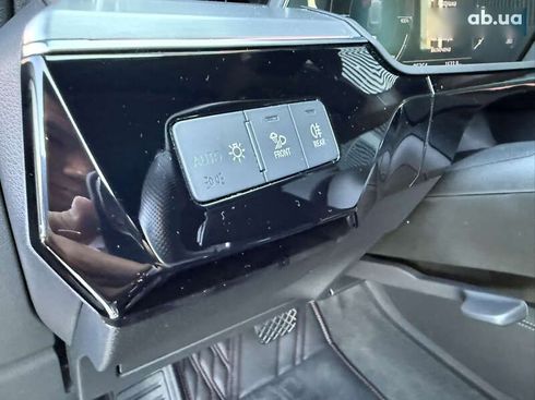 Audi E-Tron 2020 - фото 17