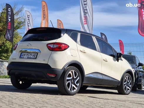 Renault Captur 2015 - фото 14