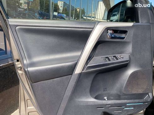 Toyota RAV4 2015 - фото 12