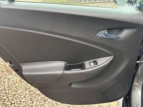 Chevrolet Volt 2017 - фото 30