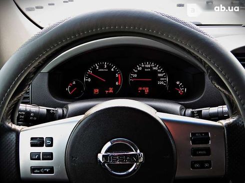 Nissan Pathfinder 2011 - фото 8