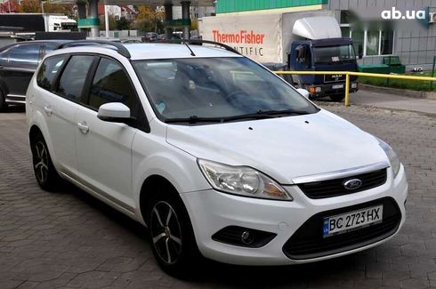 Ford Focus 2010 - фото 5