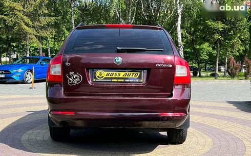 Skoda Octavia 2011 - фото 6