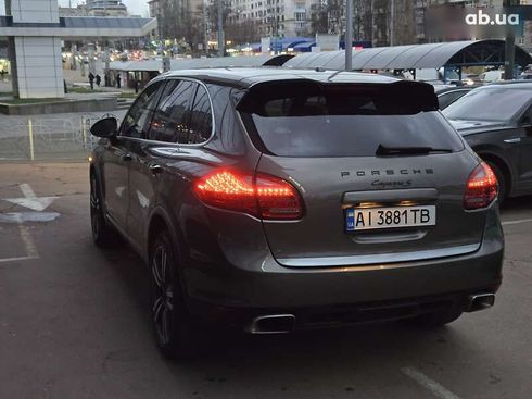 Porsche Cayenne 2011 - фото 5