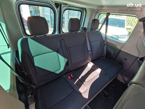 Renault Trafic 2022 серый - фото 12