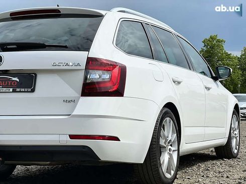 Skoda Octavia 2020 - фото 13