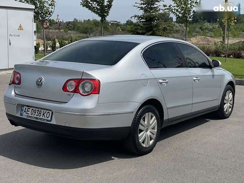 Volkswagen Passat 2008 - фото 9