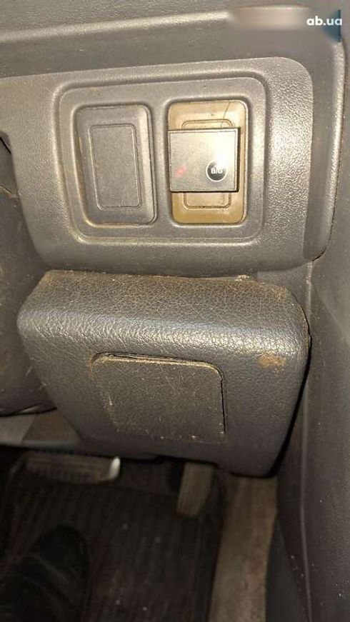 Mitsubishi Pajero 1994 - фото 24