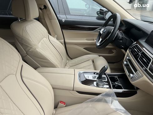 BMW 7 серия 2022 - фото 21