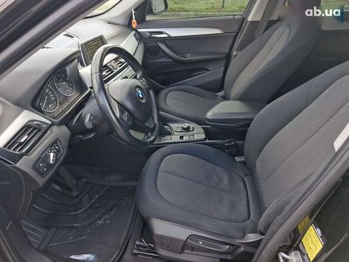 BMW X1 2016 - фото 15