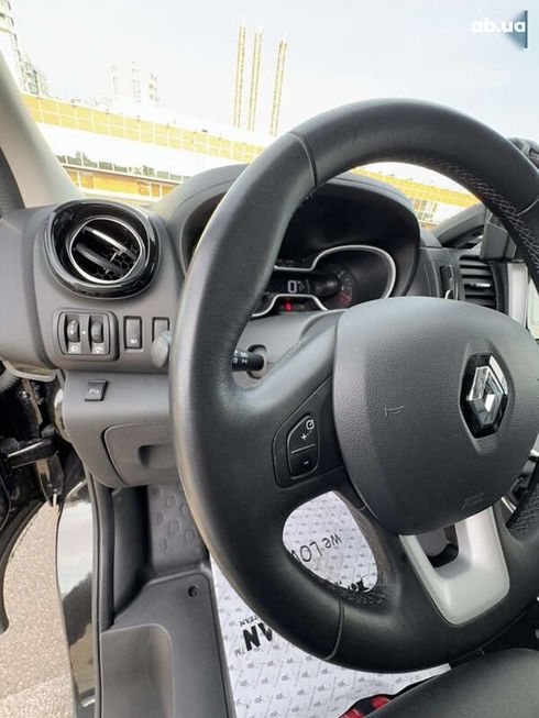 Renault Trafic 2019 - фото 20