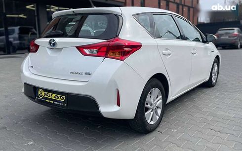 Toyota Auris 2014 - фото 6