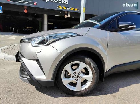 Toyota C-HR 2016 - фото 5