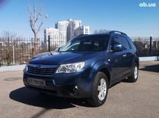 Купить Subaru Forester бензин бу в Киеве - купить на Автобазаре