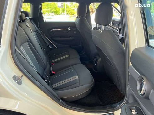 MINI Clubman 2016 - фото 21