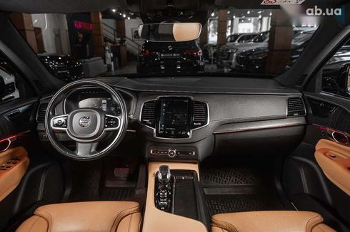 Volvo XC90 2021 - фото 13