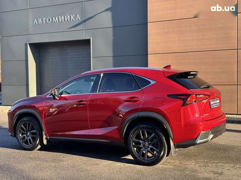 Lexus NX 2017 - фото 12