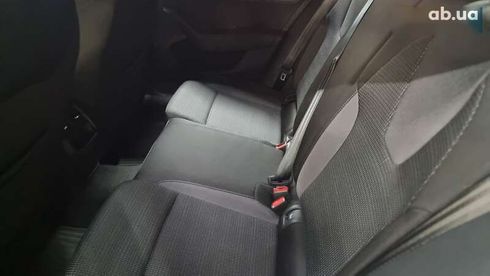 Skoda Octavia 2021 - фото 7