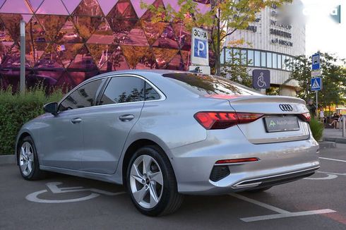 Audi A3 2022 - фото 11