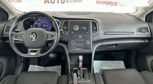 Renault Megane 2018 - фото 11
