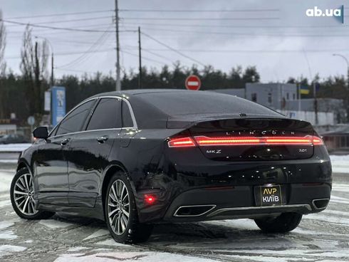 Lincoln MKZ 2019 - фото 19