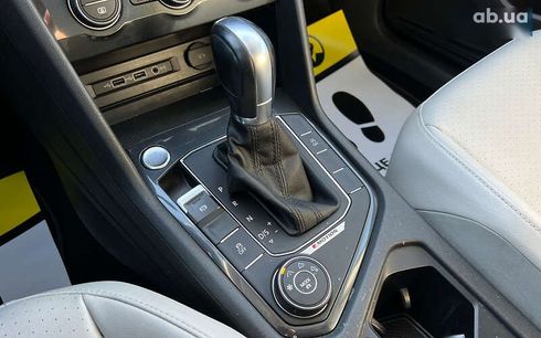 Volkswagen Tiguan 2018 - фото 19