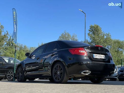 Suzuki Kizashi 2011 - фото 21