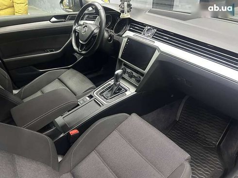 Volkswagen Passat 2018 - фото 14