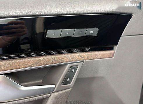 Volkswagen Touareg 2019 - фото 19