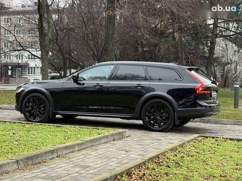 Volvo V90 Cross Country 2022 - фото 21