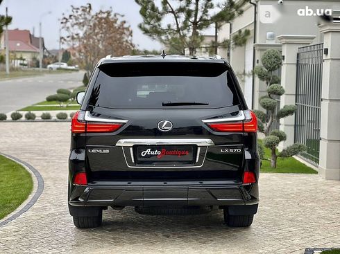 Lexus LX 2017 - фото 8