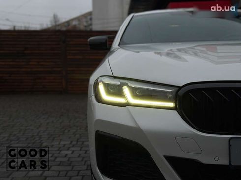 BMW 5 серия 2020 - фото 10