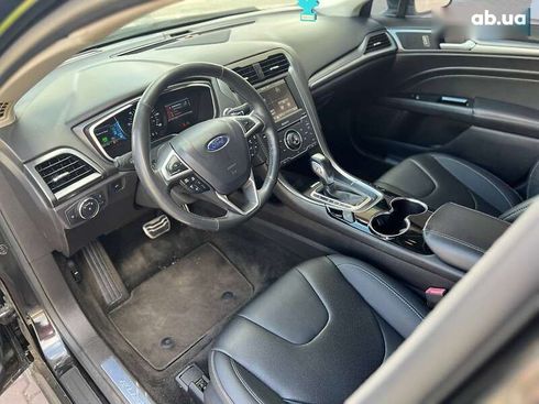 Ford Fusion 2013 - фото 12