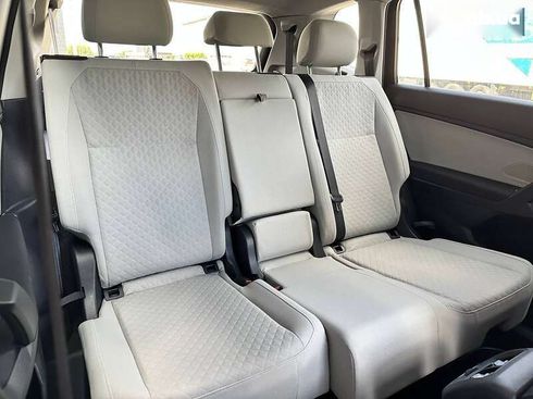 Volkswagen Tiguan Allspace 2019 - фото 24
