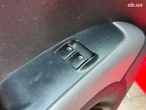 Hyundai i10 2009 красный - фото 24