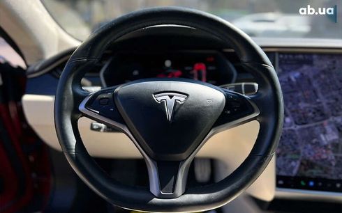 Tesla Model S 2019 - фото 16