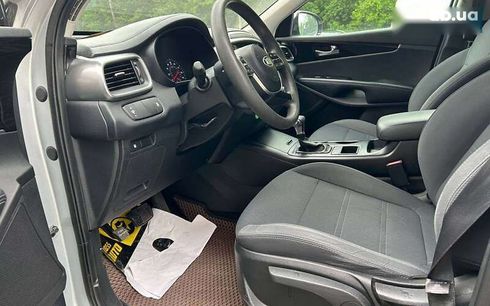 Kia Sorento 2019 - фото 8