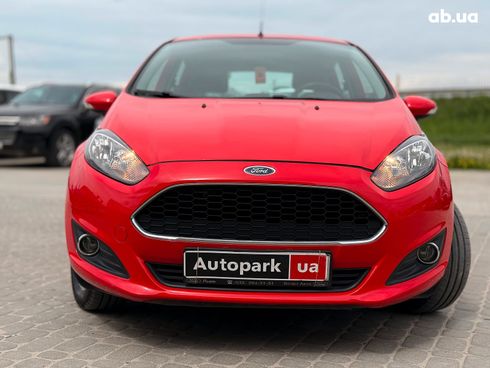 Ford Fiesta 2016 красный - фото 3
