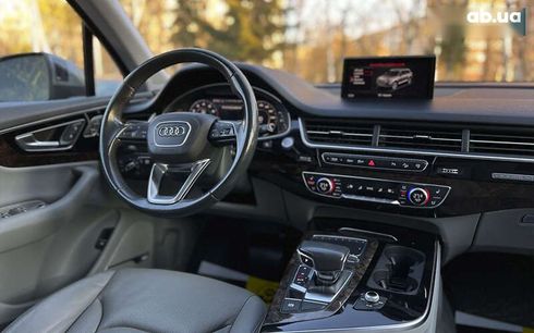 Audi Q7 2017 - фото 17