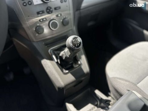 Opel Zafira 2005 - фото 25